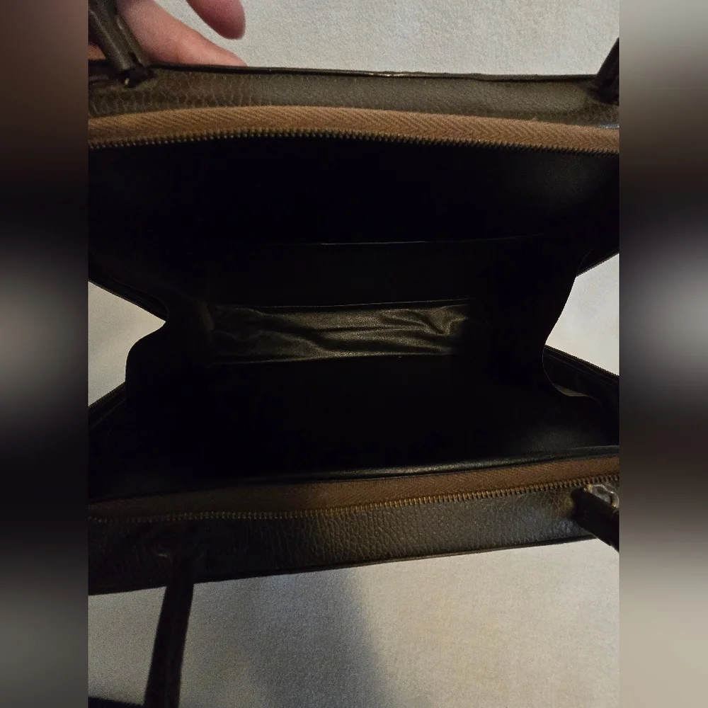 Vintage Tolin MFG Corp Zip around Bag